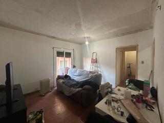 Etagenwohnung  Carrer bassols. Piso en venta en clot