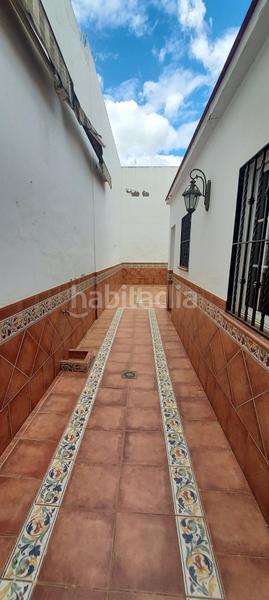 Foto 2b0a5cd3-ba77-4ddd-a9a0-d4e542ab8170. Casa estupenda casa en pleno centro. en El Arenal - La Pólvora Dos Hermanas