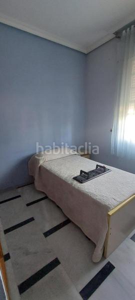 Foto 190deb0d-ab1e-4c47-ae90-5e2afd860832. Xalet amb aparcament piscina a cerros de Montequinto Montequinto