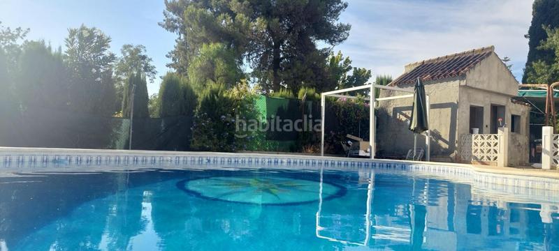 Foto 885f74f3-75b0-4147-aec8-ba76d1c61f25. Xalet amb aparcament piscina a cerros de Montequinto Montequinto