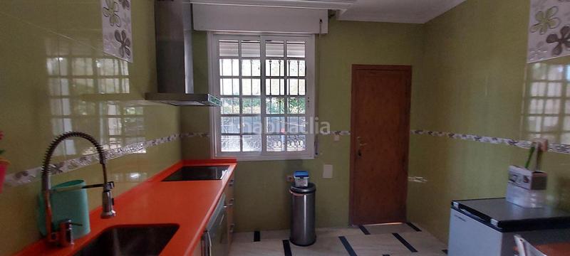 Foto ed8dc0f8-9b41-41ef-9299-cb7ffbd33df8. Xalet amb aparcament piscina a cerros de Montequinto Montequinto