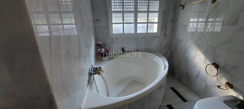 Foto efa7a80e-a68a-474f-ba8a-ae41fc027ede. Xalet amb aparcament piscina a cerros de Montequinto Montequinto