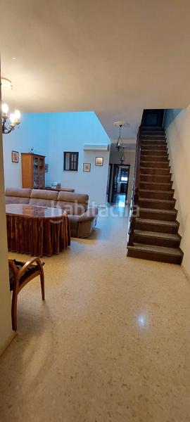 Foto 0ec37fc5-fb87-4260-8677-eecf26cce7cb. Chalet en calle manuel siurot 6a gran casa en calle manuel siurot en Dos Hermanas