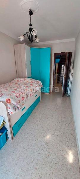 Foto 863297fd-cbbd-4379-8676-4592755c8b6a. Chalet en calle manuel siurot 6a gran casa en calle manuel siurot en Dos Hermanas