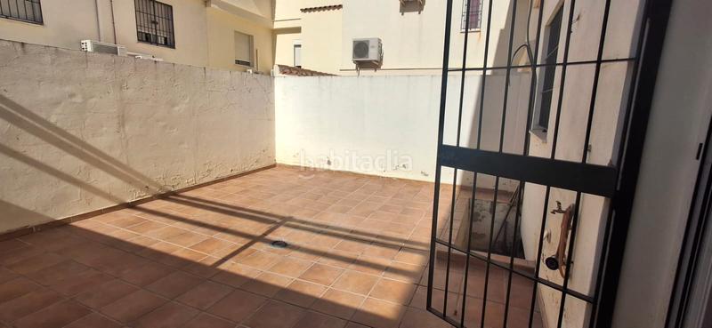 Foto 7c840aad-ed50-403f-bc55-694306958458. Casa adossada amb aparcament piscina a Arco Norte - Avda España Dos Hermanas