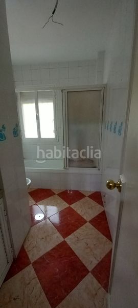 Foto 188a06fa-0438-466f-b86a-0c3057745cdb. Dúplex amb aparcament a colores - entreparques Sevilla