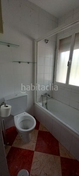 Foto 9497d640-b7bd-4287-ba3b-bc43e2a3c3dd. Dúplex amb aparcament a colores - entreparques Sevilla
