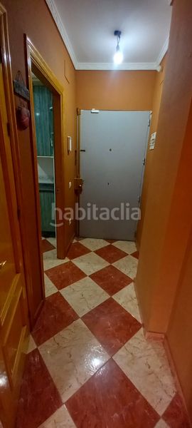 Foto f2b75e6f-466e-4e4d-b8d6-815f0dad5666. Dúplex amb aparcament a colores - entreparques Sevilla