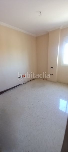 Foto 482d7a38-902a-4d8d-afa4-5e8f011d5b79. Piso en avenida juan pablo ii 28 piso vpo en venta en av. juan pablo ii 28 en Dos Hermanas