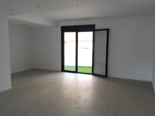 Piso en San José. Piso a estrenar en la seda