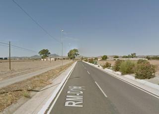 Local Comercial a Puerto Lumbreras. Finca rústica con almacén e invernadero