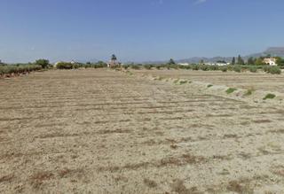 Terrain résidentiel à Cazalla. Parcela para edificar o cultivar en cazalla.