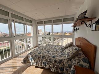 Xalet a El Hornillo. Venta gran chalet  con vistas al mar
