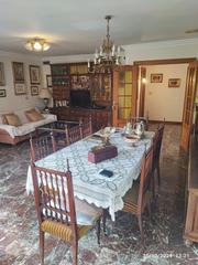 Etagenwohnung en San Mateo. Piso grande 4 dormitorios, con garaje y trastero en el mejor sit