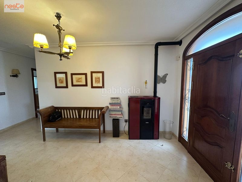 Foto fd711ded-cece-4b79-82e1-daedb7a51cd8. Xalet amb aparcament a Cazalla Lorca