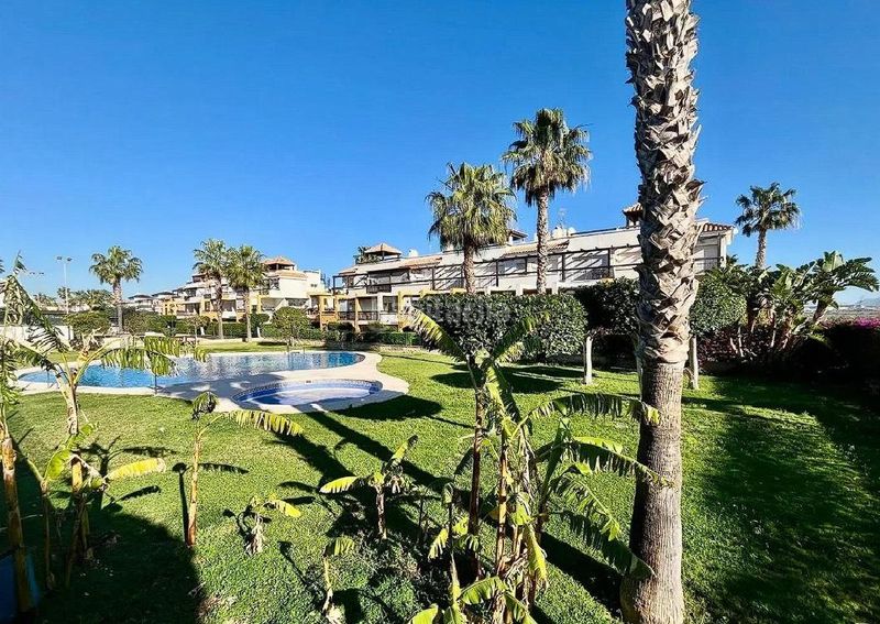 Foto 17b4b180-85f8-41e0-9b55-74f68fe44524. Pis amb aparcament piscina a Lomas del Mar Vera