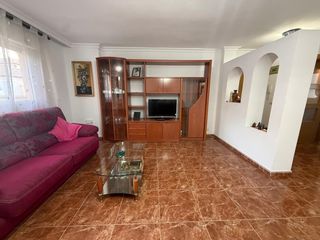 Pis a La Viña. Piso 4 dorm  2 baños con terraza, garaje y trastero