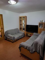 Casa a San Mateo. Casa adosada 3 dorm  2 baños céntrica en casco urbano