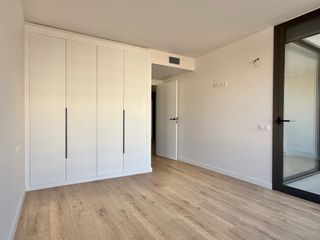 Etagenwohnung  Carrer de la rep�blica portuguesa. Precioso piso impecable y c�ntrico, al lado de pompeu fabra