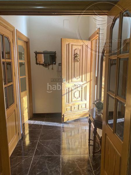 Foto eda40197-698d-46d2-a372-a67e76dc1300. Planta baixa a Guarromán