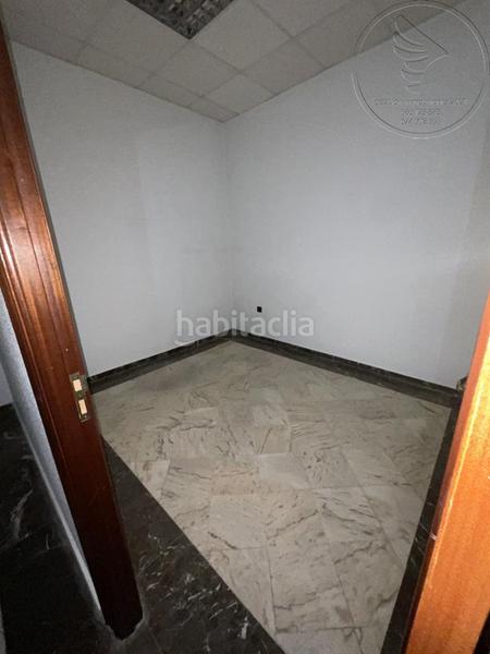 Foto 9618562b-57af-48f5-8110-5cdad02fa298. Ufficio in Linarejos Linares