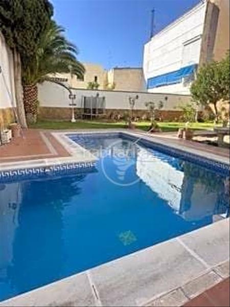 Foto 757db484-5775-4442-b1f9-051af5af8bda. Casa en Centro ciudad Linares