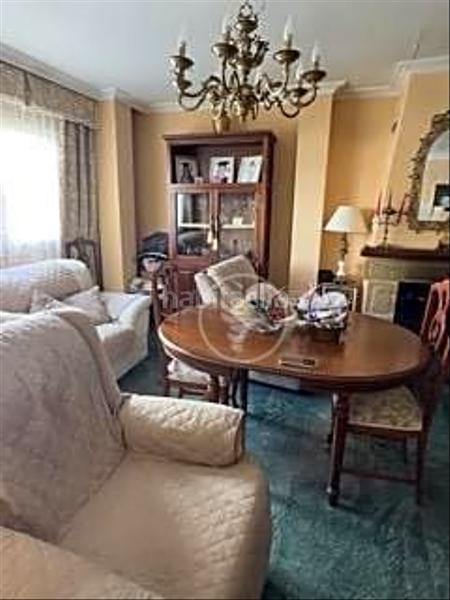 Foto 7767d0c7-c430-47fa-a1a0-fbd06b5b2c76. House with parking pool in Centro ciudad Linares