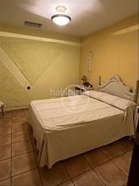 Foto 757b5616-1e8c-4369-a4ac-3690fa9696d6. Maison avec parking piscine dans Centro ciudad Linares