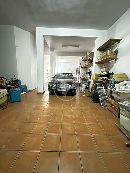 Foto c222c8a3-aa4d-4a02-93fc-87ace8c9feb1. Maison avec parking piscine dans Centro ciudad Linares