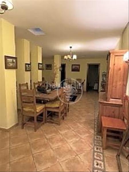 Foto ff7064a9-0c23-44ad-bdfb-8b604a11476e. Maison avec parking piscine dans Centro ciudad Linares