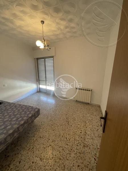 Foto 7f91e6dc-4434-46f3-9452-bcad5b26f1a6. Casa amb aparcament a Arrayanes Linares