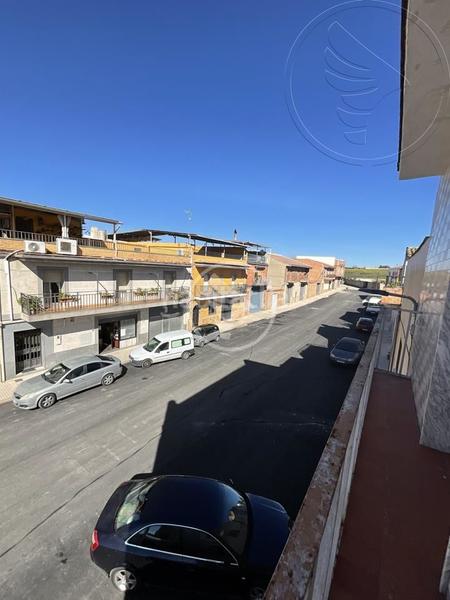 Foto 8f5d4704-7558-45a1-a553-512741e53d83. Casa amb aparcament a Arrayanes Linares