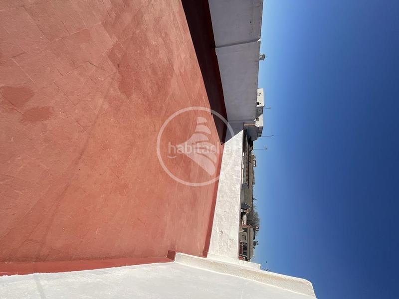 Foto fab07a79-1f1d-4d04-beba-6df9e56e3e44. Casa amb aparcament a Arrayanes Linares