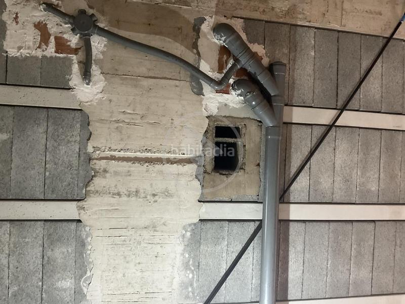 Foto be29fd02-d6c2-4a5c-b8c9-e1dbf64562bd. Business premise in Linarejos Linares