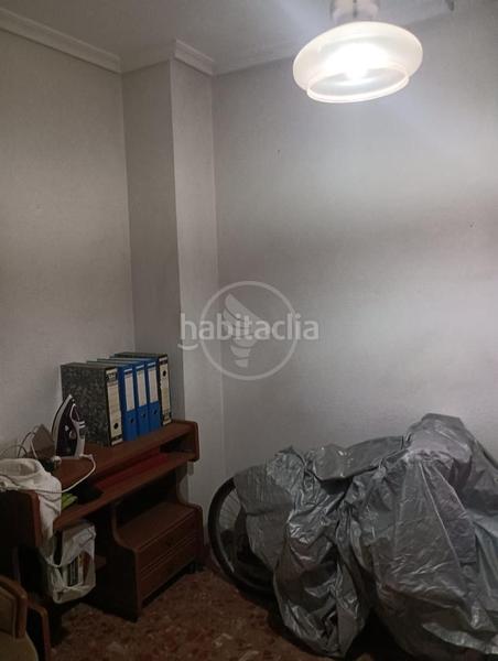 Foto 775b6c77-369e-4b54-9dfa-4736fdb22843. Piso venta piso en estación de autobuses. en Centro ciudad Linares