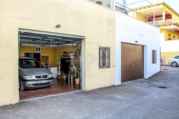 Foto 91b0086e-60d0-4285-ae92-33b824fbe605. Casa amb aparcament a Torreblascopedro