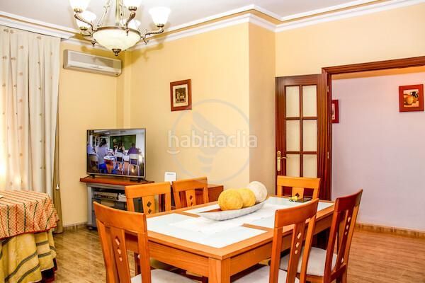 Foto e3526b55-0cc9-4193-8354-6d0cec6aeabb. Casa amb aparcament a Torreblascopedro
