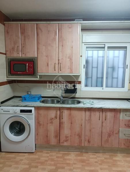 Foto cf766a0c-b3c2-45d6-93dd-bdea2b72b938. Alquiler piso alquiler piso centro en Centro ciudad Linares