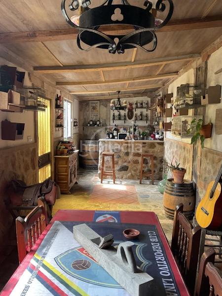 Foto 9f9f0e21-6465-40b3-b8db-c42fd72b38a9. Masia amb piscina a Centro ciudad Linares