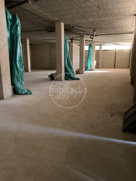 Foto b1ca47cc-222e-45f9-b4df-f044fc845c53. Local comercial a La Zarzuela - San José - Belén Linares