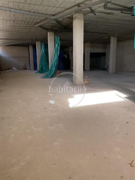 Foto d9c3bfcb-5ce9-4341-b8e8-55833bff1e41. Local comercial a La Zarzuela - San José - Belén Linares