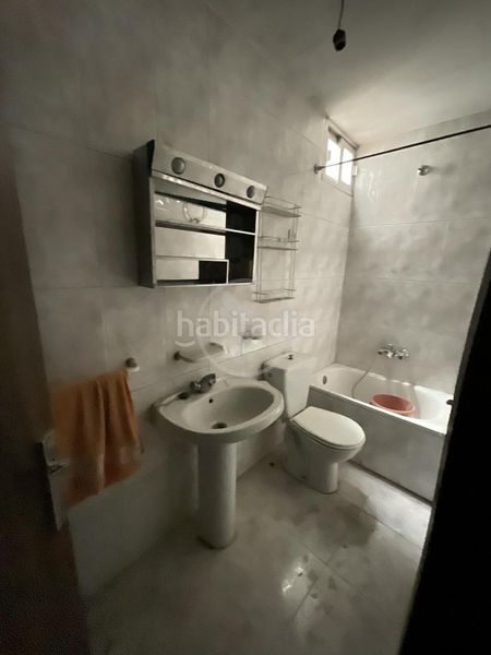 Foto 40211c92-aab3-4ecc-891b-e1b745a9a047. Casa a Centro ciudad Linares