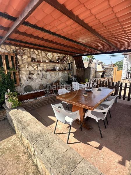 Foto 2f2bb796-a77d-4386-8d6a-f02edf78e670. Masía venta casa rústica. en Centro ciudad Linares