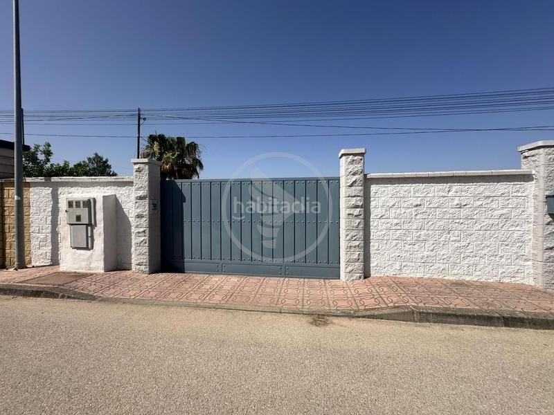 Foto 35c40a5e-ecbc-43f6-b37a-5e95fee67f6e. Masía venta casa rústica. en Centro ciudad Linares