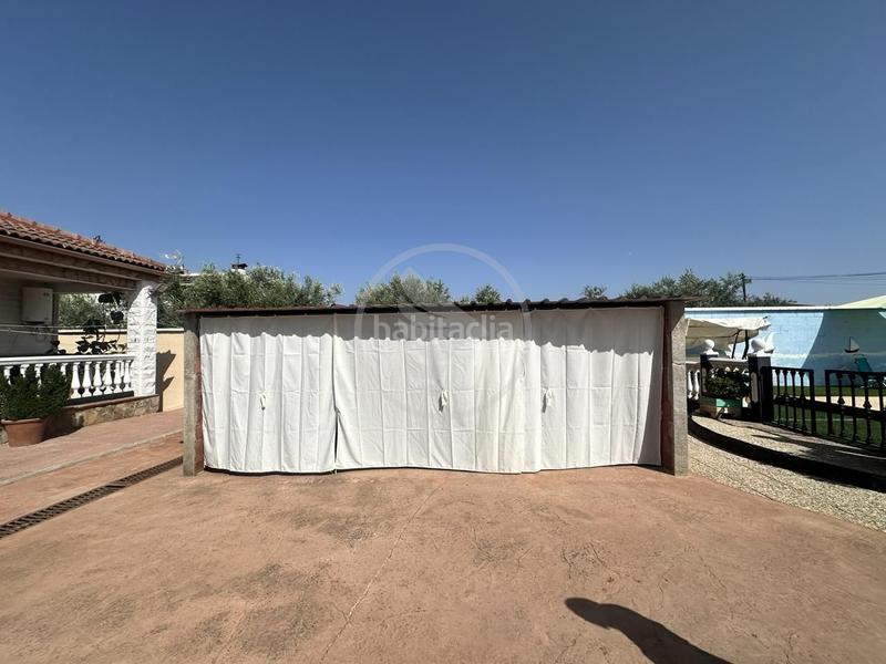 Foto a6ea00c0-6484-4216-a5c7-ff1c0bddd02c. Masía venta casa rústica. en Centro ciudad Linares