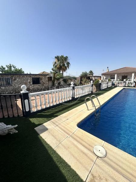 Foto df72358a-1055-4fa3-be09-4eeb8ace7863. Masía venta casa rústica. en Centro ciudad Linares