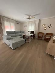 Location Appartement  Hernán cortés. Se alquila piso en el centro