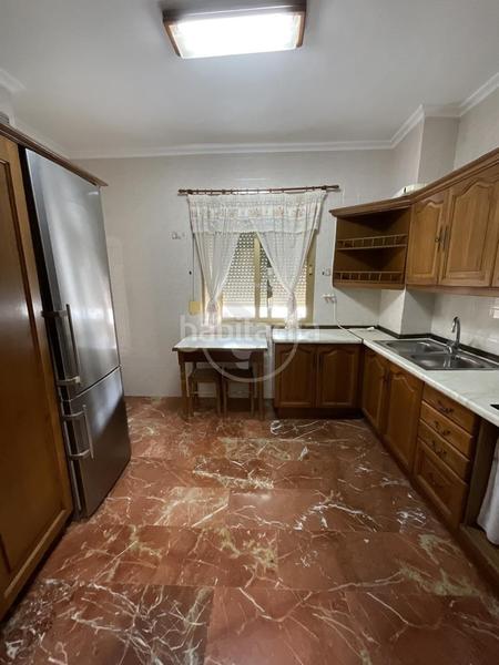 Foto b23a8dc0-14ff-4212-8bad-25a17e04552f. Piso venta piso en paseo de Linarejos. en Linarejos Linares