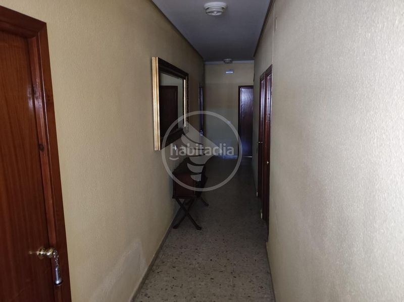 Foto 18de0d23-fd36-47d2-b0f9-615701436d6d. Local comercial venta complejo hostelero en La Paz - Las Américas Linares