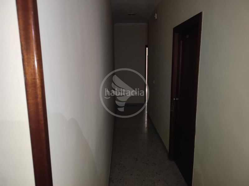 Foto 38c9ab1d-35e7-4631-aa5f-efd59cc252d9. Local comercial venta complejo hostelero en La Paz - Las Américas Linares